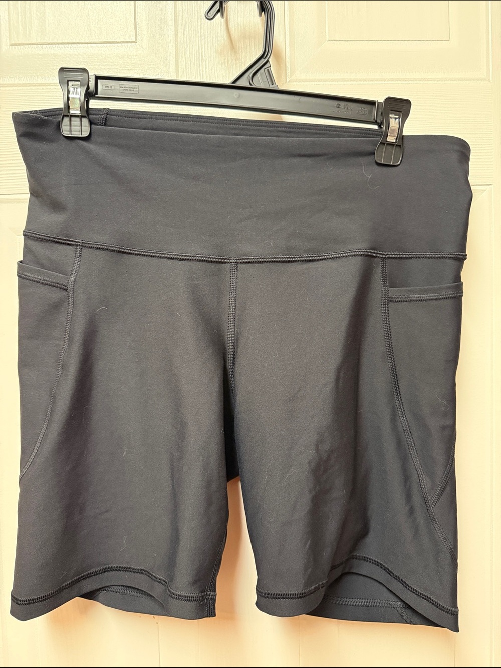 Old Navy Active Powersoft Black Bike Shorts with Side Pockets 1X Plus